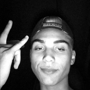 Meet your Posher, Damian